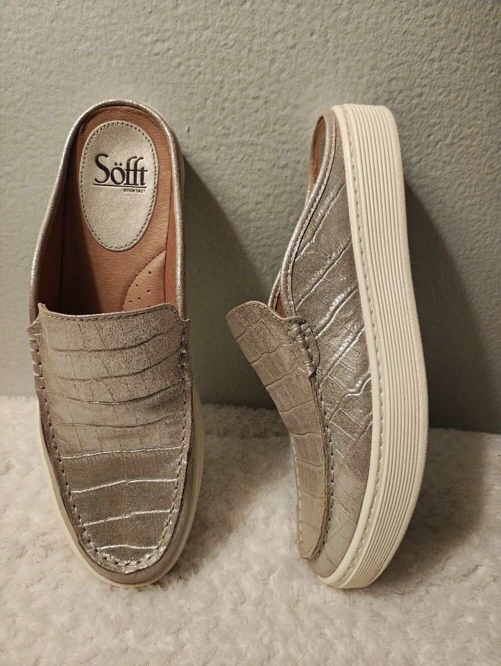 Söfft Metallic Croc-Embossed Slip-On Sneakers - Champagne Size 9